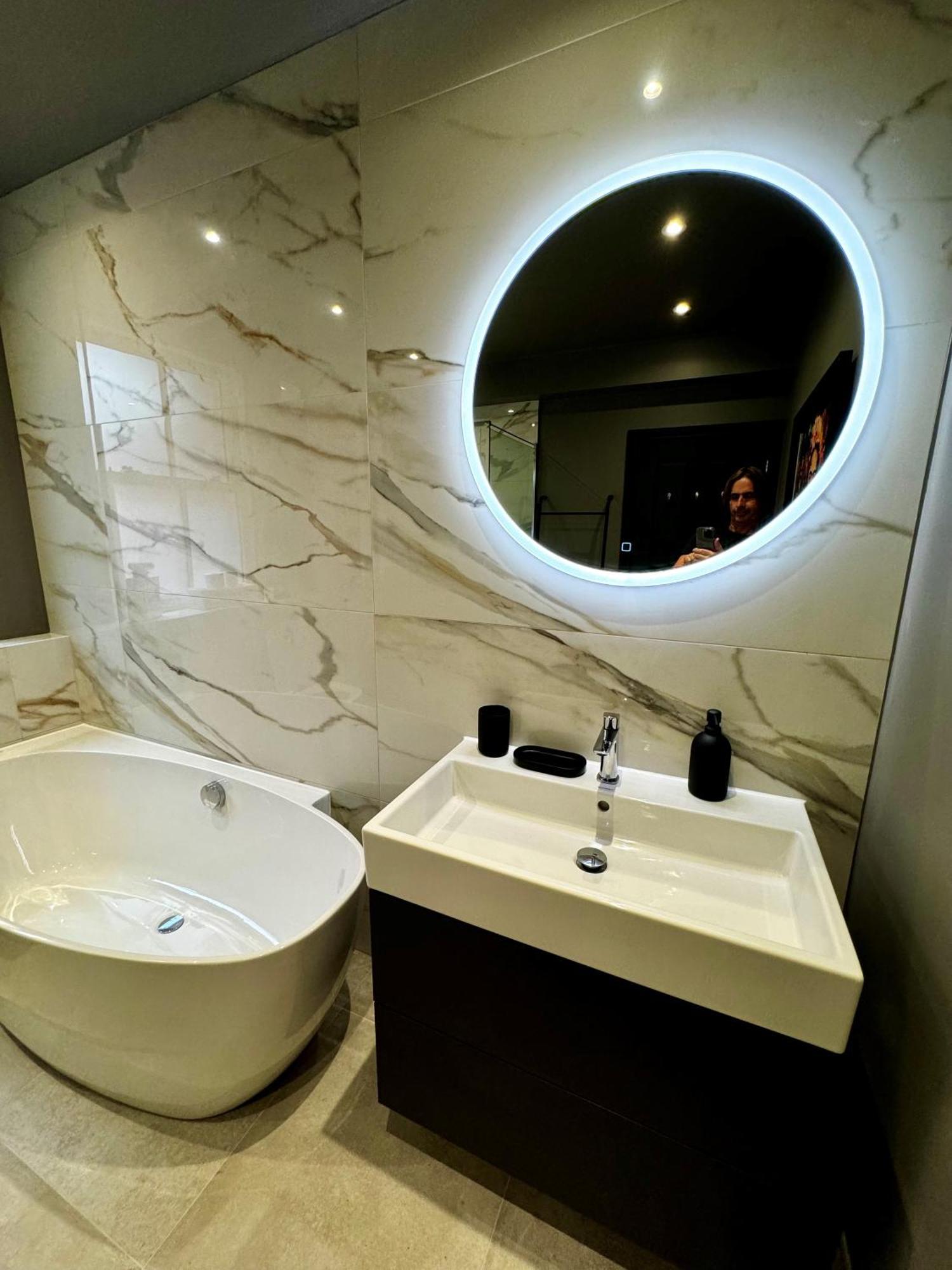 Apartmán Romeo'S Arch High End Luxury In Centre Of Stratford With Parking Exteriér fotografie