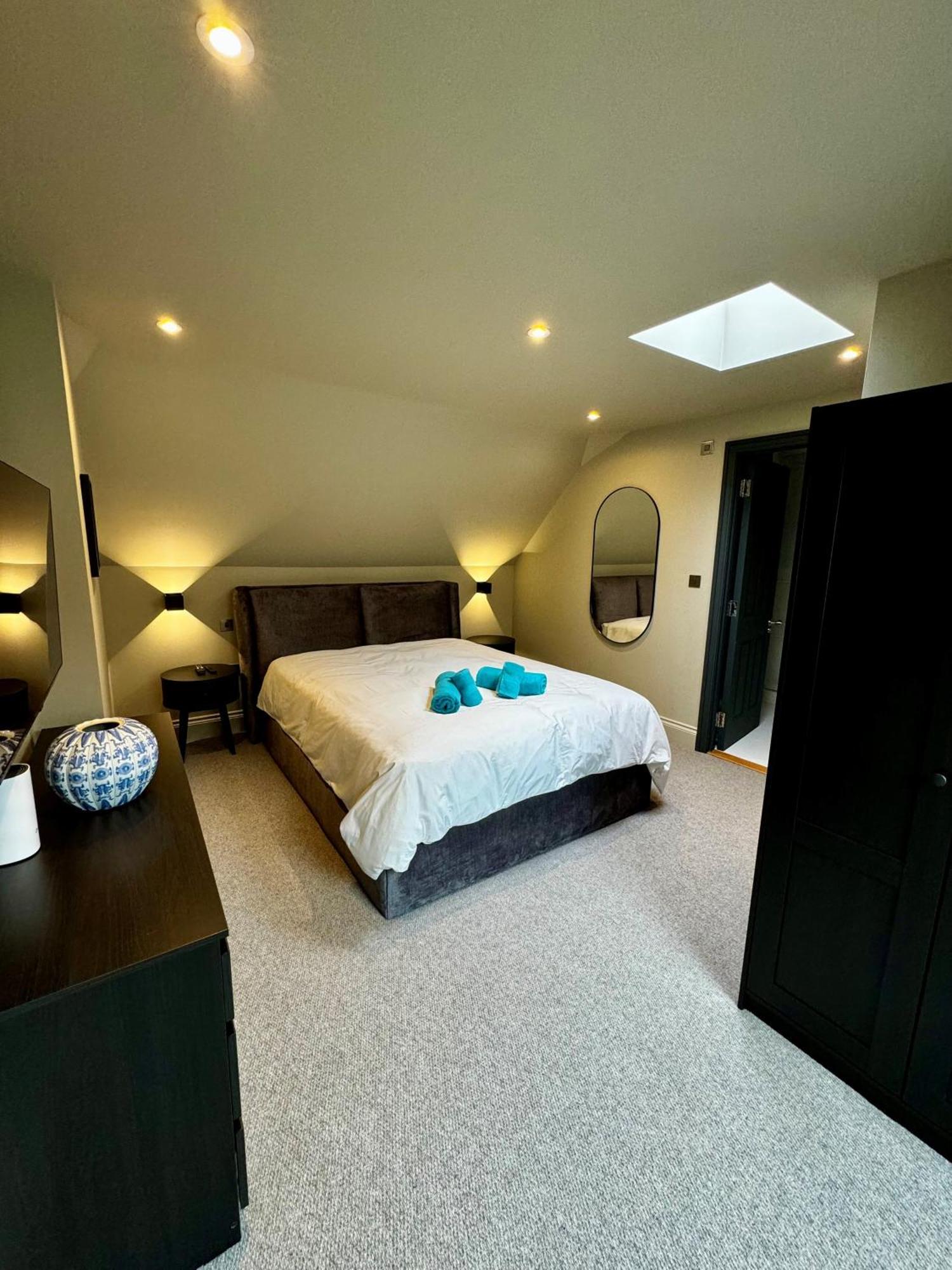 Apartmán Romeo'S Arch High End Luxury In Centre Of Stratford With Parking Exteriér fotografie
