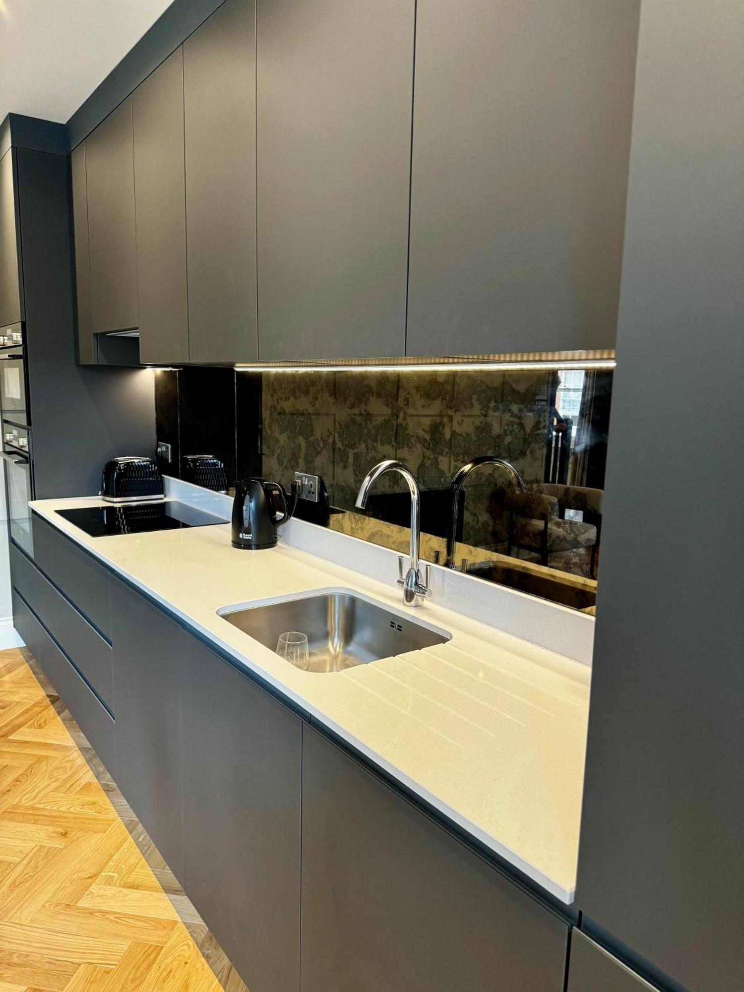 Apartmán Romeo'S Arch High End Luxury In Centre Of Stratford With Parking Exteriér fotografie